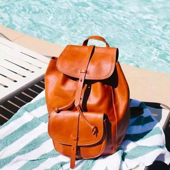 好看的户外双肩背包推荐女,双肩背包时尚潮流洋气