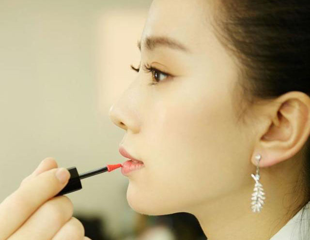 刘诗诗香奈儿同款口红,刘诗诗香奈儿277口红