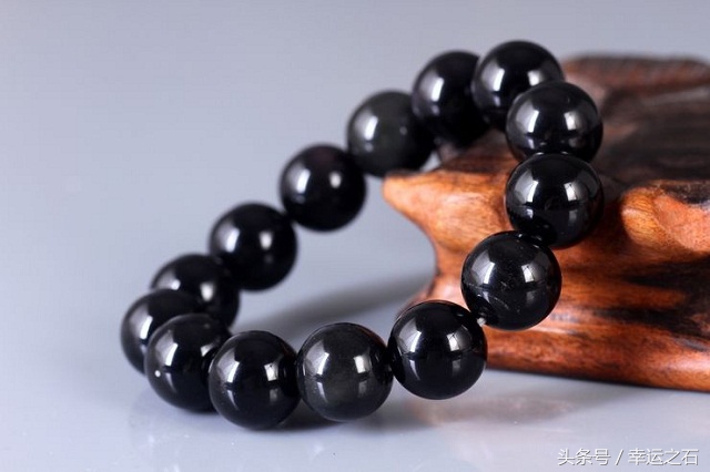 黑曜石饰品寓意,招财效果最好的宝石