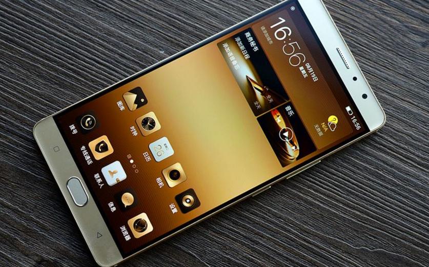 它是被人民日报表扬过的国产手机品牌，现在也被达康书记给代言了