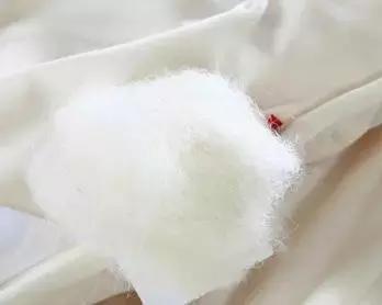 被子长时间不用有霉味怎么处理,被子去除霉味要晒多久干