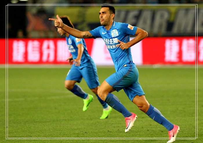 球情诗意：足坛悲喜何时了，浮萍苍生是场梦