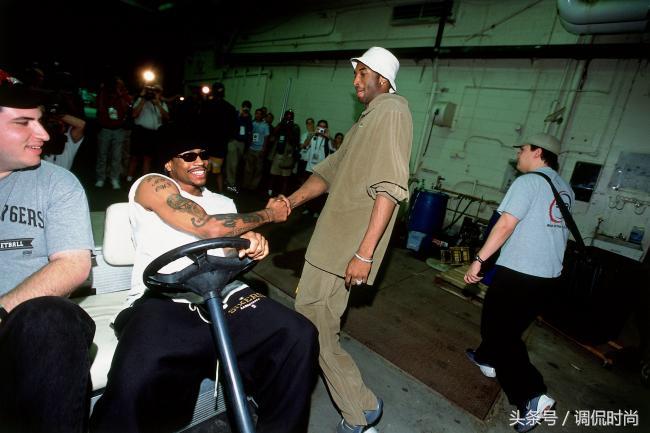 阿伦艾弗森集锦,阿伦艾弗森答案完整版