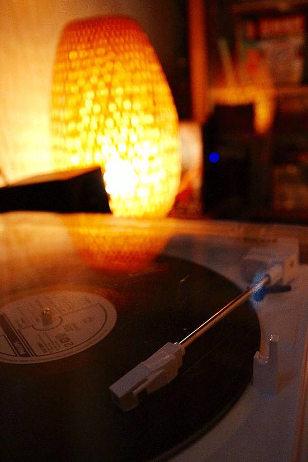 在喧闹的城市中寻一份静谧书店,独立书店的精神居所