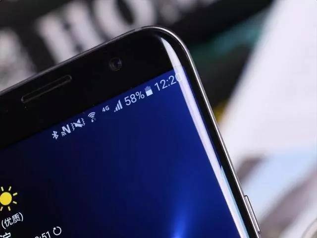 水凝膜为什么比屏幕小,水凝膜真的比钢化膜好用吗