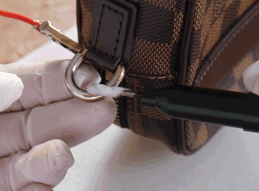 五金不掉色的包包,奢侈品包包五金划痕修复