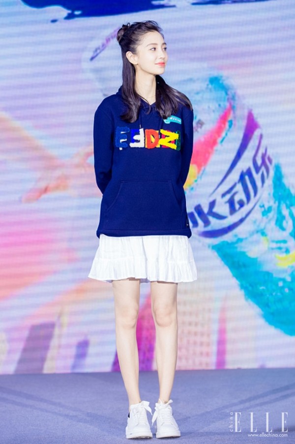 baby热巴谁更美,baby和迪丽热巴罕见同框