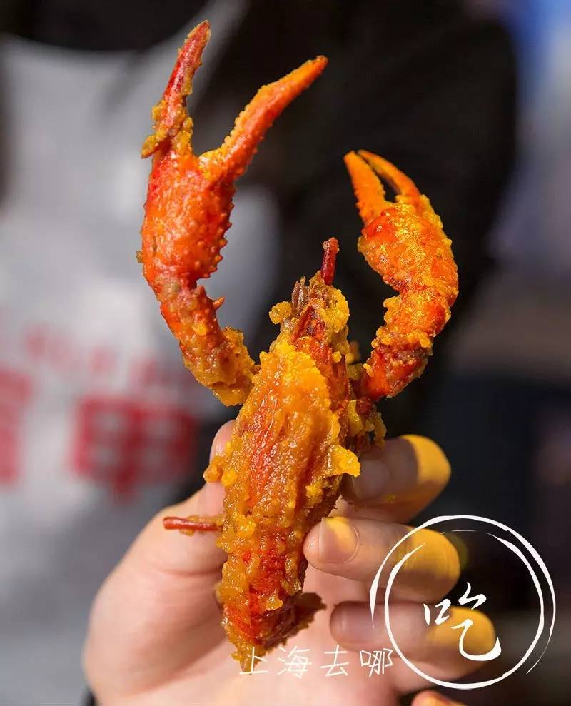 这家店营业到凌晨2点，卖的都可以选Size，还给手活儿好的打折……