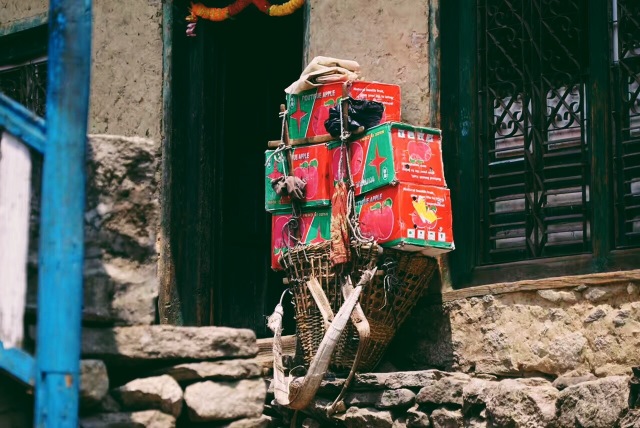 尼泊尔徒步ebc一般多大年龄,尼泊尔喜马拉雅ebc徒步大概多少钱