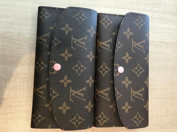 路易威登lv女包购物袋怎么辨真假,如何鉴别路易威登真假钱包