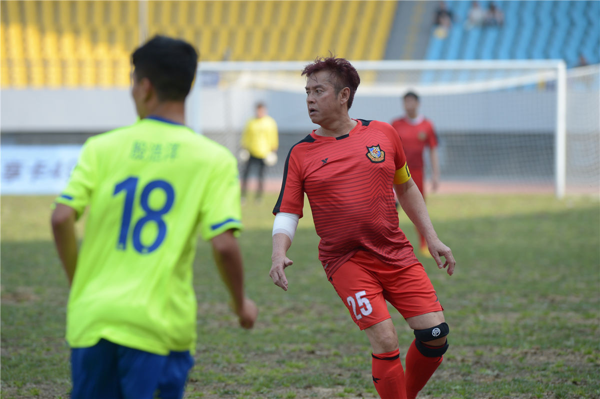 谭咏麟唯一国语,谭咏麟热衷慈善事业吗