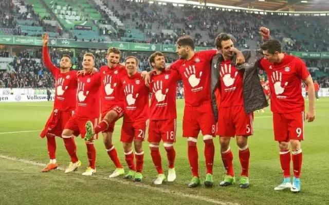 2024赛季拜仁慕尼黑主客场球衣,拜仁慕尼黑20-21年主场球衣