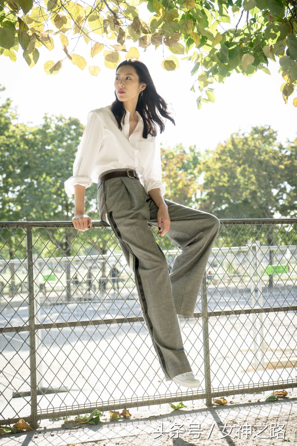 贫胸系穿搭,小胸平胸穿什么好看