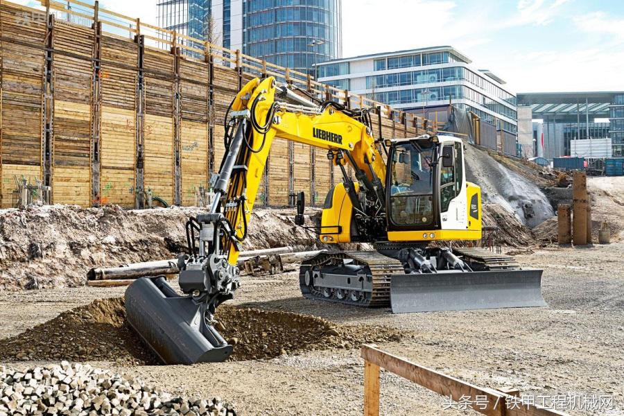 德国产的利勃海尔挖掘机920,利勃海尔挖掘机9800生产过程