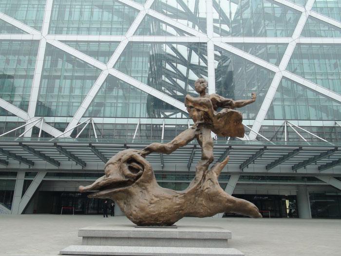 富二代地产大亨超级收藏家黄建华的艺术世界