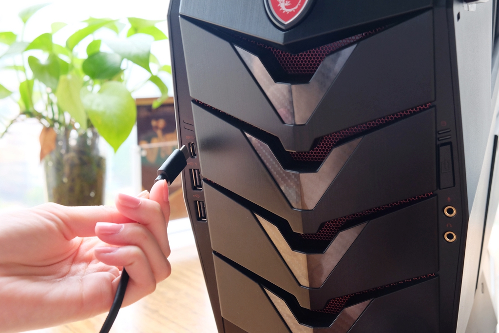 是谁？重新定义电竞主机，全面实测：宙斯盾3/Aegis3