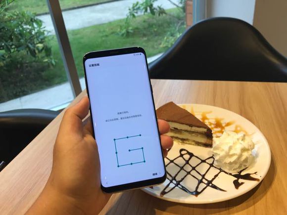 s8和s8+哪个更值得入手,连球钓箱s8使用感受