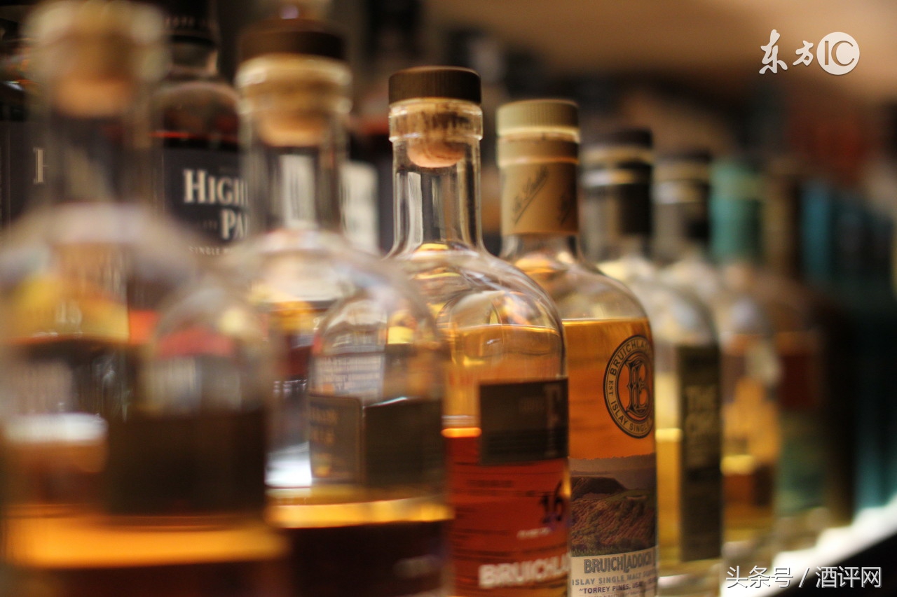 白兰地威士忌伏特加朗姆香槟,白兰地伏特加朗姆酒哪个好喝一点