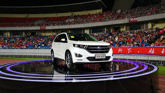 看完足球看新车长安福特锐界“ST”抢戏中超焦点战