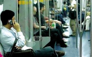 手机辐射和电脑辐射哪个危害大,手机有辐射吗对人体有哪些伤害