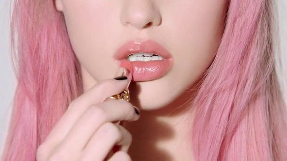 粉嫩桃花妆打造满满的少女感 (适合夏天的粉色桃花妆)