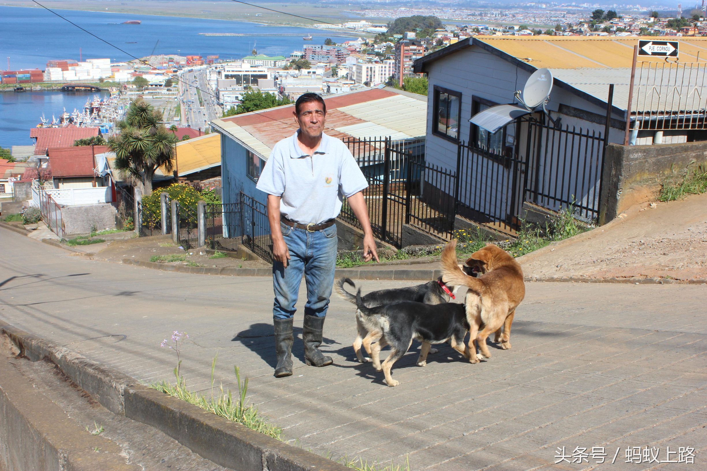 塔尔卡瓦诺智利军港图片,塔尔卡瓦诺城市