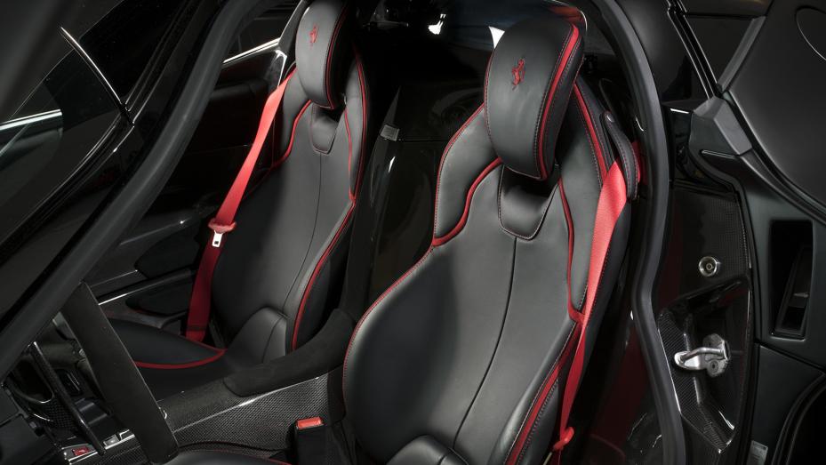 法拉利laferrari黄金色,哑光黑法拉利laferrari