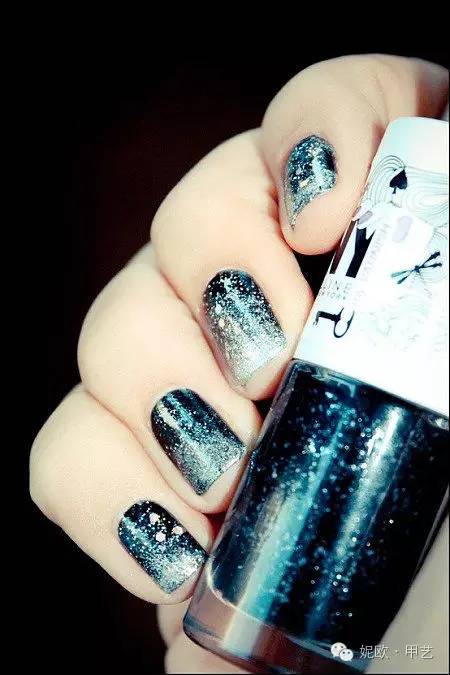 甲油胶美甲教程步骤,新手做美甲甲油胶步骤全过程