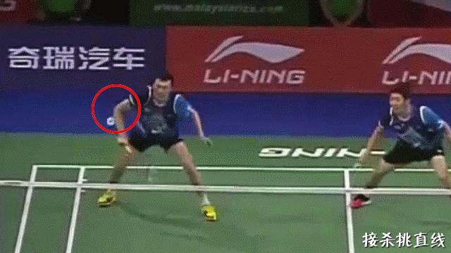 羽毛球引拍挥拍技巧,羽毛球挥拍技巧以及注意事项