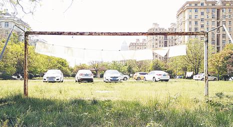 社区篮球场改成停车场,社区空地能修停车场吗