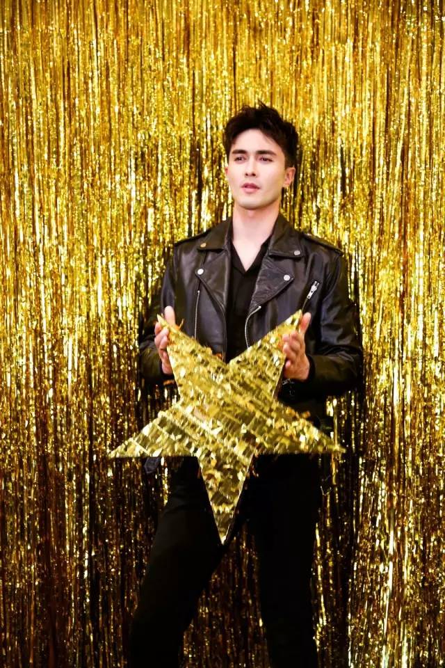 扎心不？彩妆老司机YSL这次开了艘游轮接你去剁手！