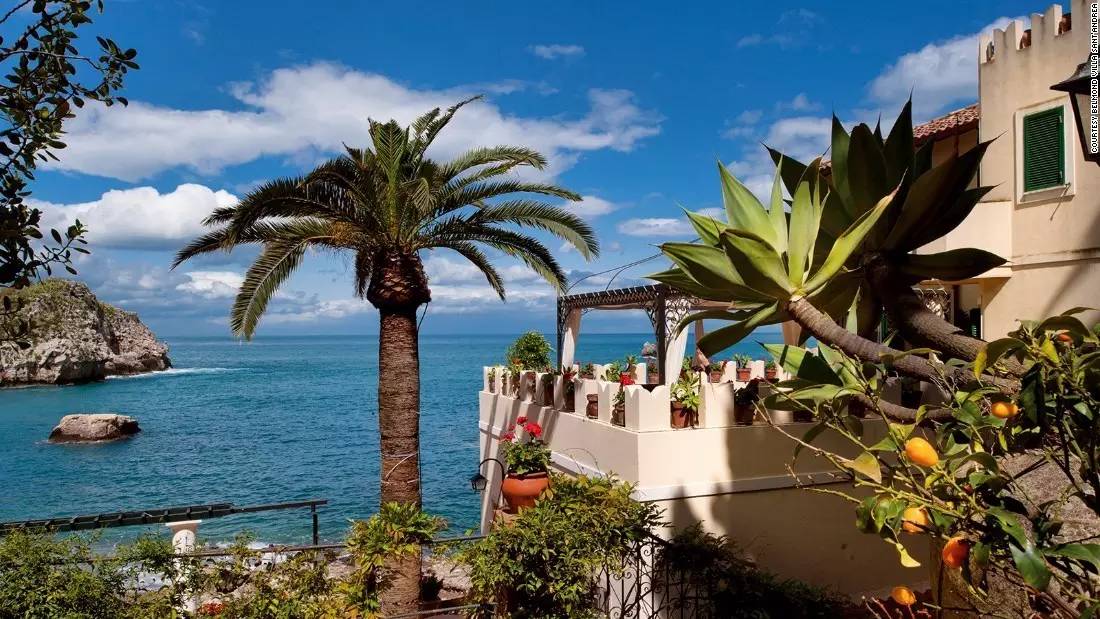 全球最美十大海岛酒店,世界最美的海岛酒店