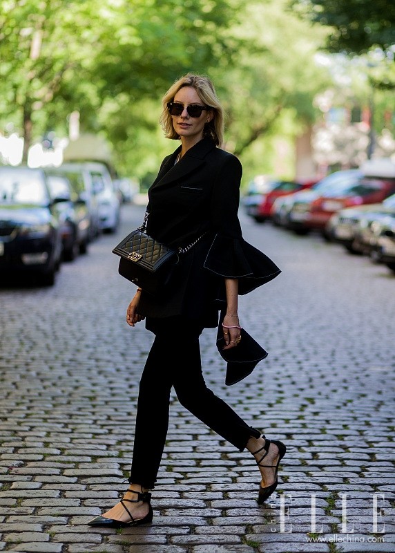 母亲节送妈妈鞋子百搭,母亲节送给妈妈的平底鞋