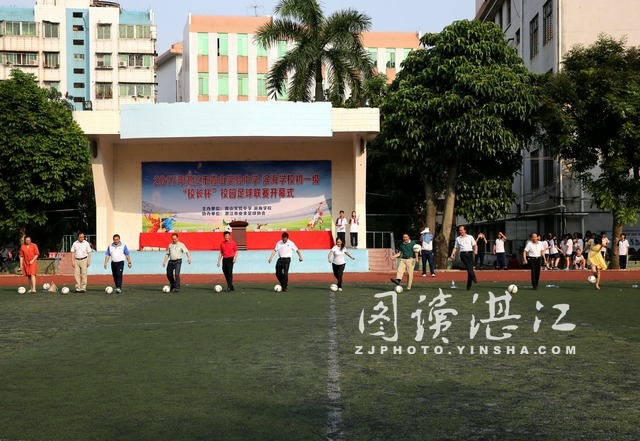 校园足球特色学校足球联赛,校园足球联赛展风采