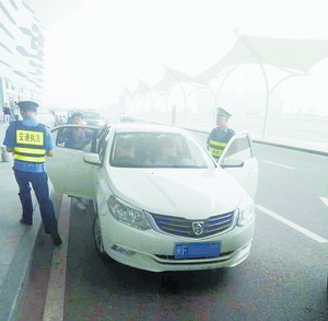 福建厦门网约车整治,厦门交通执法查网约车