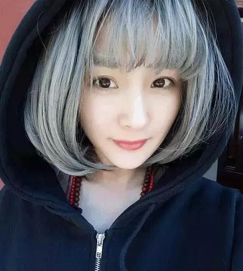 剪了短发不好看,剪了短发不蓬松