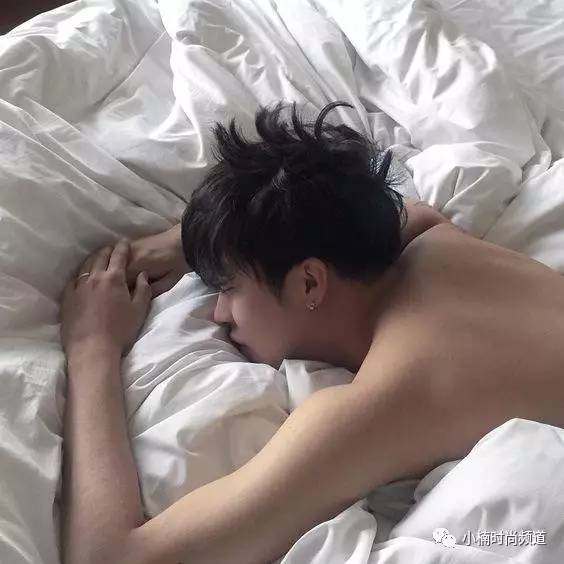 男士护理脸部有哪些东西,男生皮肤怎么控油补水