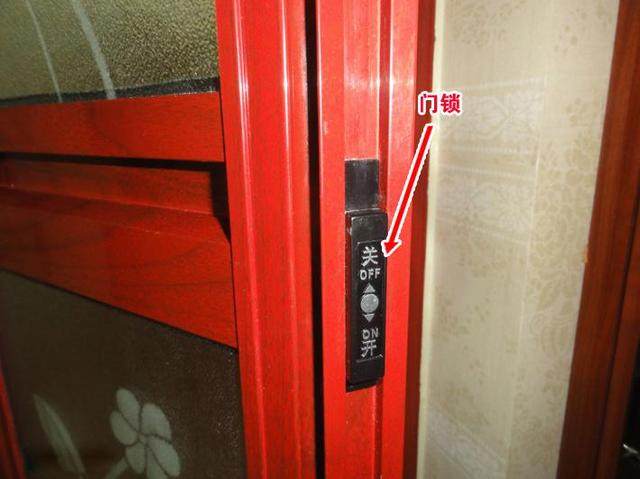 卫生间平开门改移门最简单的方法,厕所平开门改折叠门