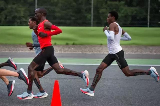 nikealphafly3proto马拉松,马拉松破2小时纪录片耐克