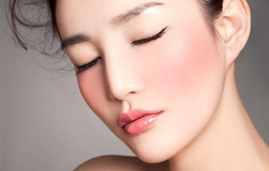 后天形成的红血丝如何去除,后天形成的红血丝用什么护肤品好