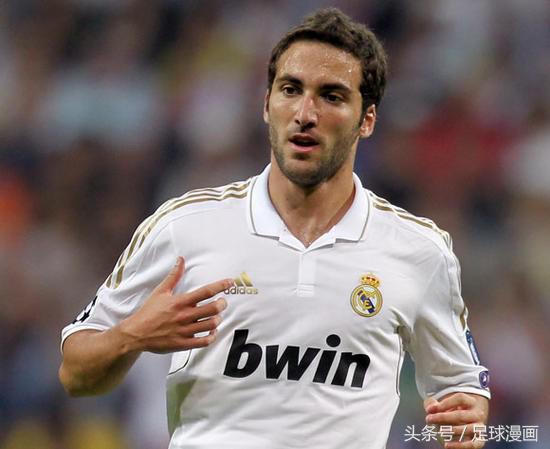 足球小将漫画,足球小烟枪