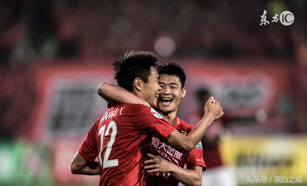 世界第一恒大足球场,外国人评价恒大建世界第一足球场