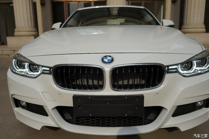 2017款宝马320lim运动试驾,19款宝马320lim运动曜夜版