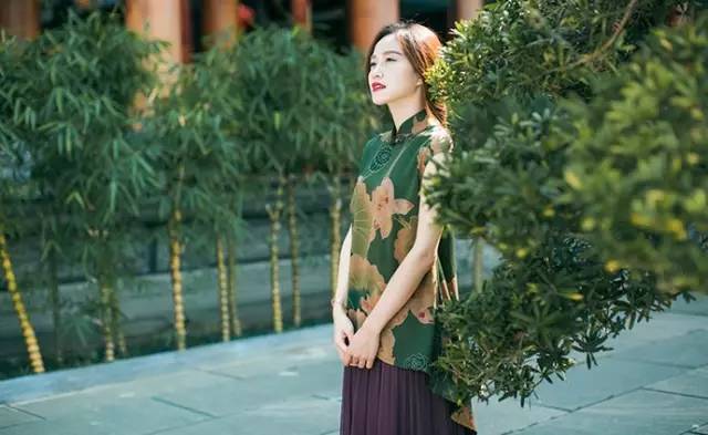 香云纱经典旗袍,关于香云纱旗袍