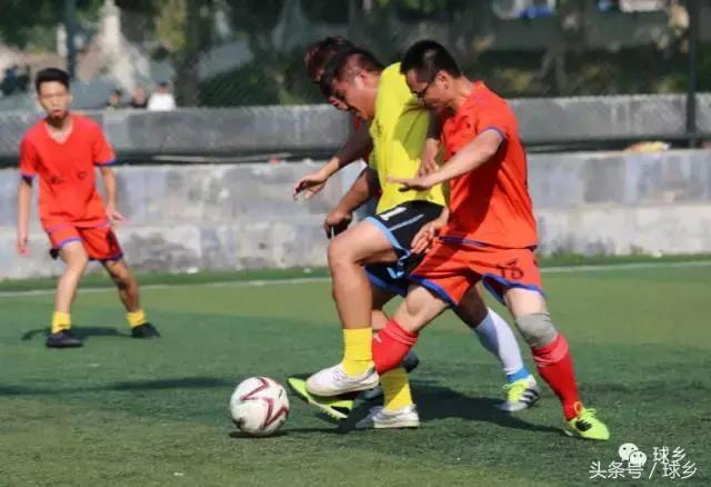 两城镇足球比赛,乡镇足球赛事视频