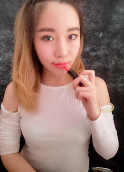 自然纯真才是王道，猫小兔教你打造甜美约会妆