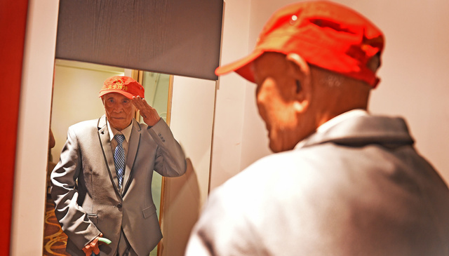 96岁台湾老兵回到故土了吗,离别70年台湾老兵魂归故里