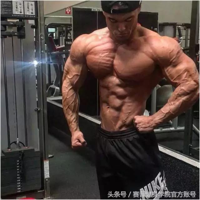 2017奥赛健体杰瑞米个人展示,世界健身冠军杰瑞米图片