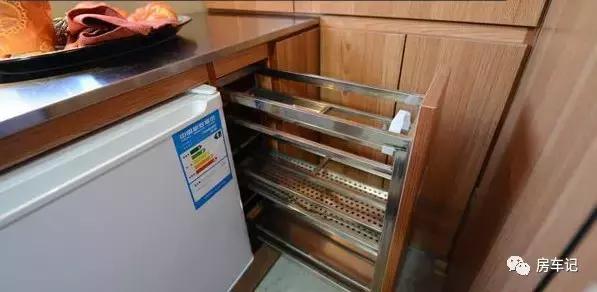 一汽佳宝b型房车,佳宝t80房车烟台