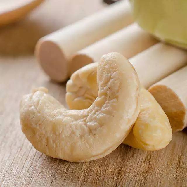 容易让儿童早熟的食物,让孩子早熟的八种零食